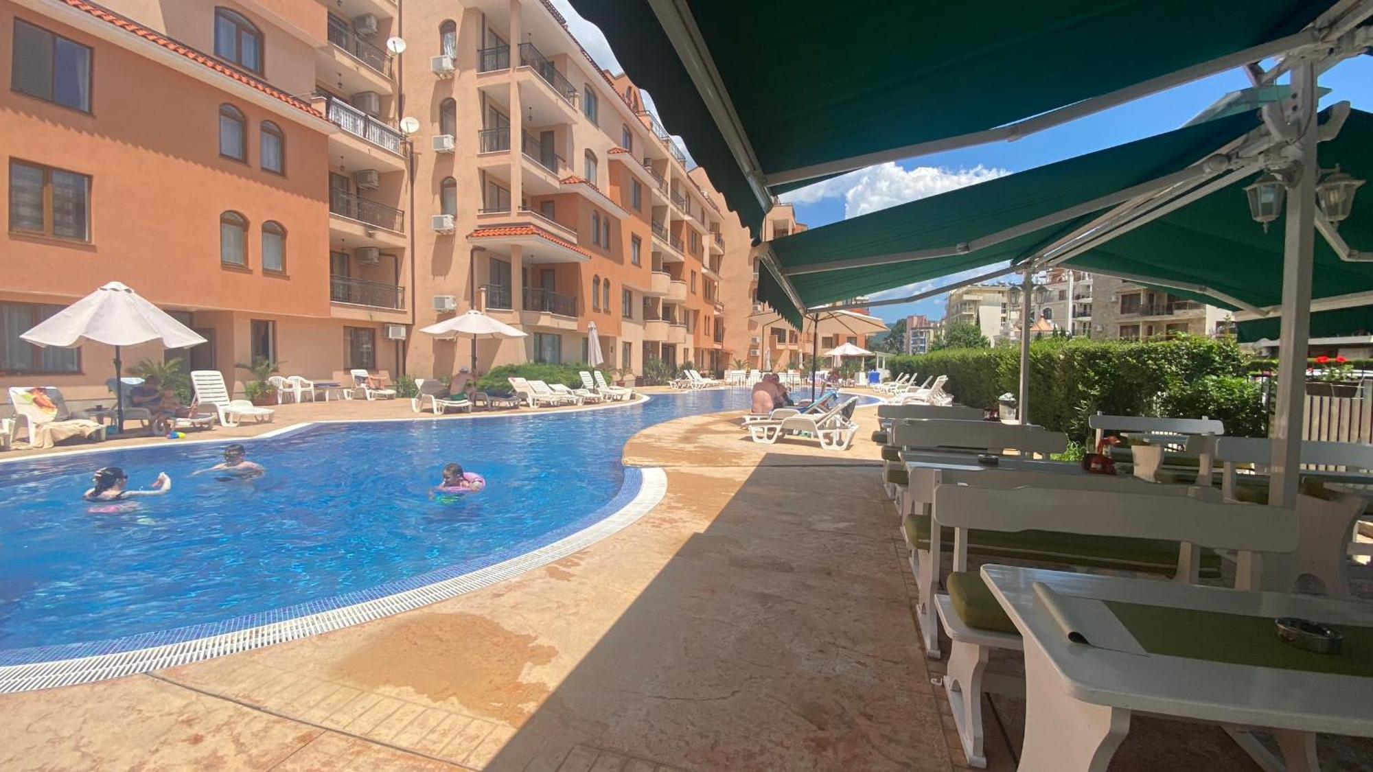 Bratanov Summer Apartment Pantai Sunny Luaran gambar