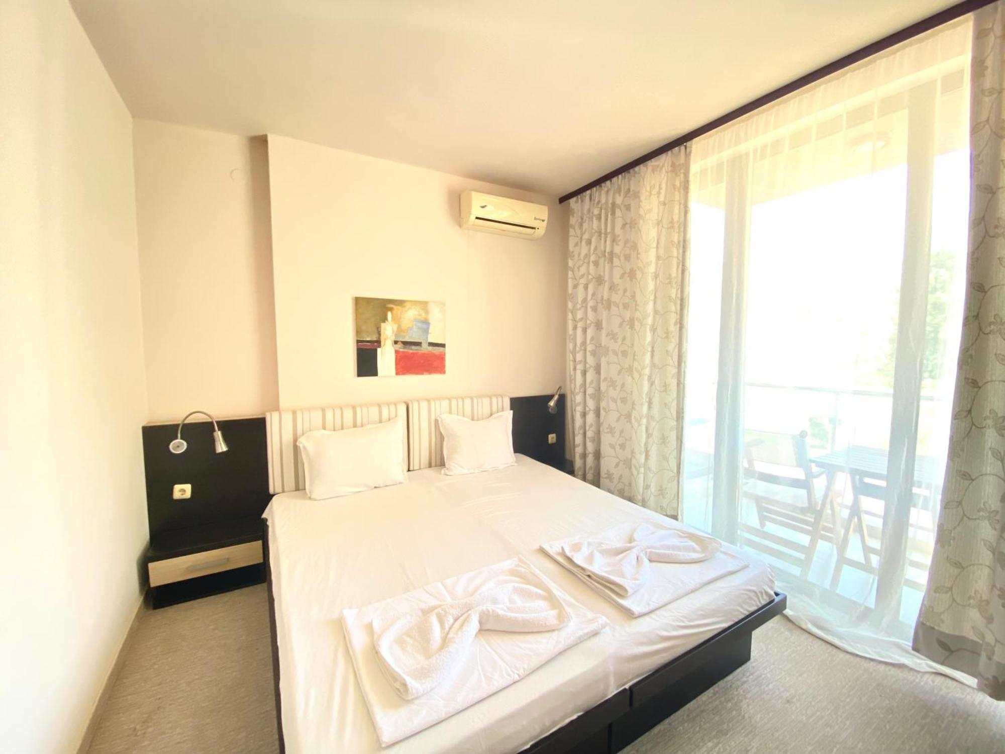 Bratanov Summer Apartment Pantai Sunny Bilik gambar